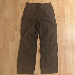 Hollister Women’s Adjustable Parachute Pants